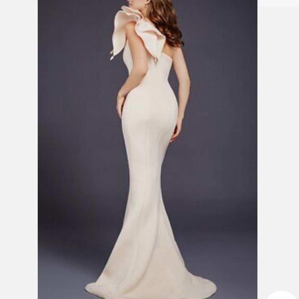 Jovani Evening One-Shoulder A-line Fitted Scuba  Dress 32602 Blush size 2